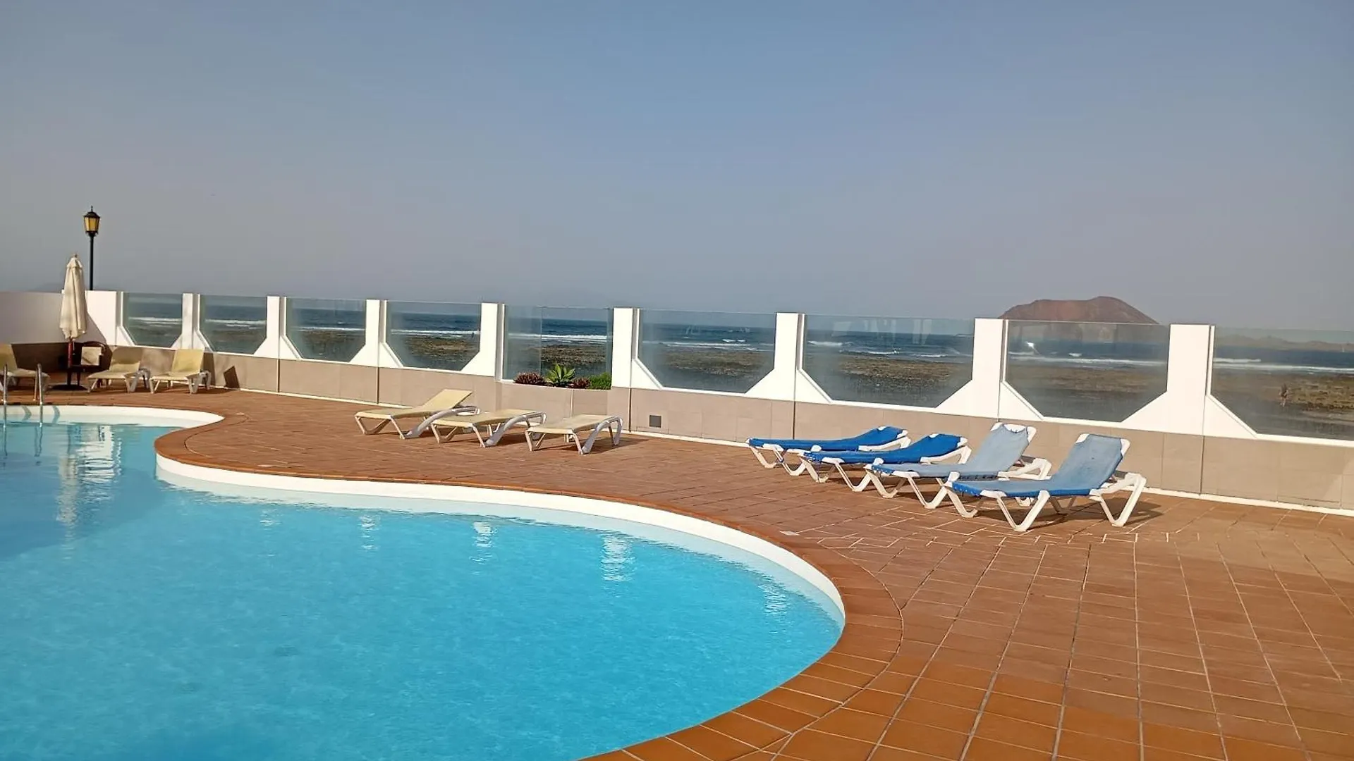 Dalia House, Frontbeach, Piscina, Corralejo